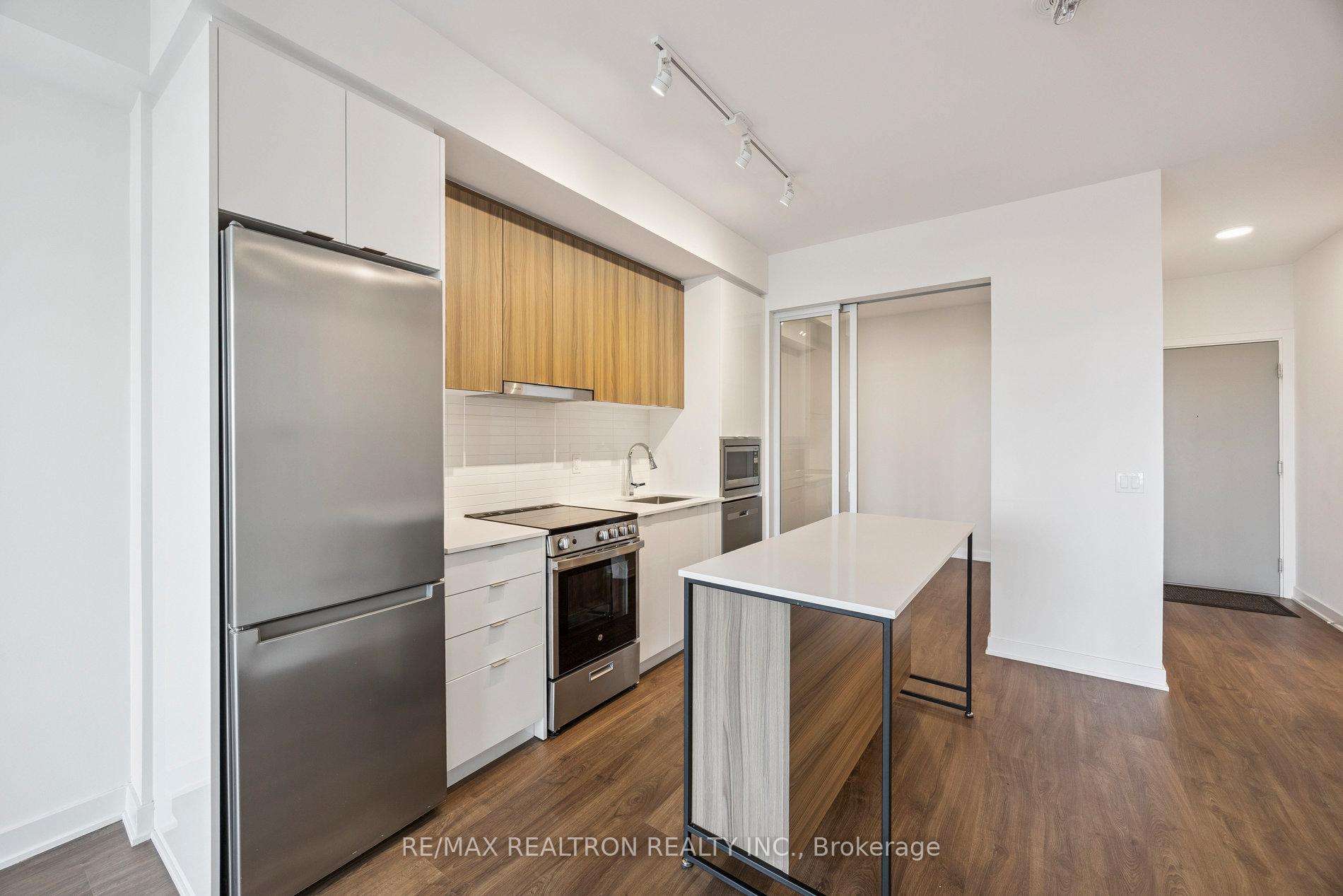 Photo 13 of Unit 2109, 50 Upper Mall Way, Vaughan, Brownridge — HOMEH