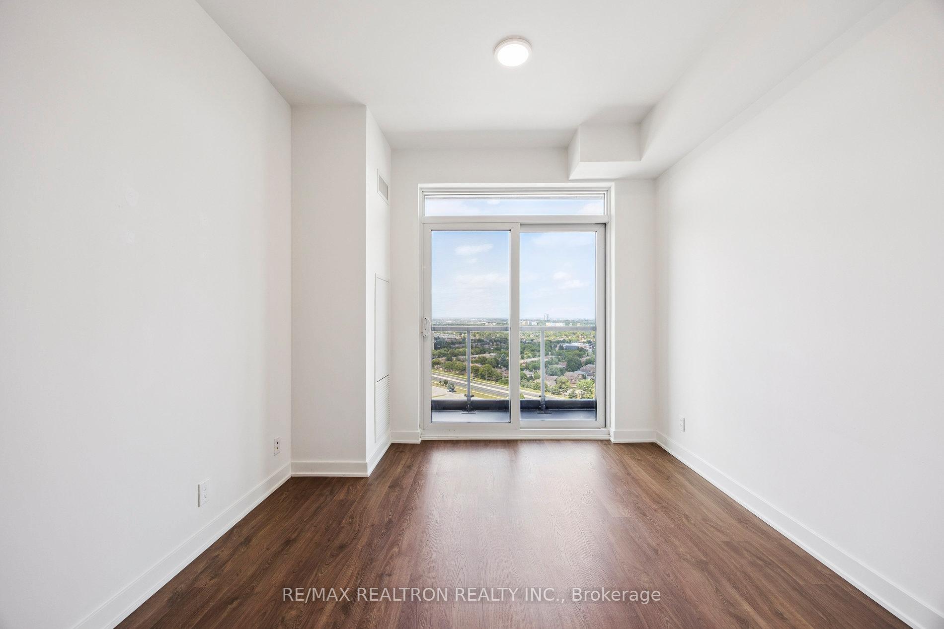 Photo 10 of Unit 2109, 50 Upper Mall Way, Vaughan, Brownridge — HOMEH