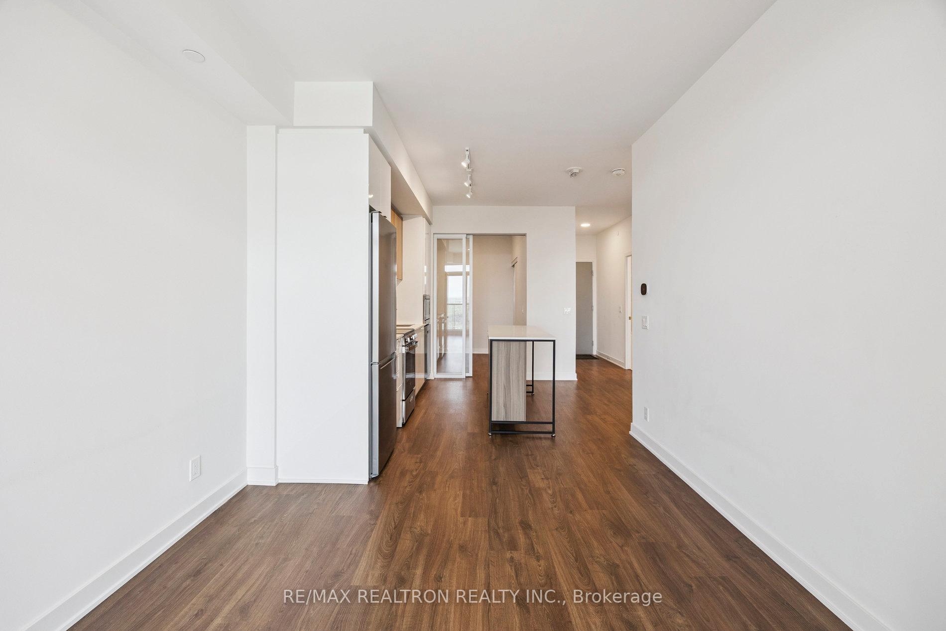 Photo 11 of Unit 2109, 50 Upper Mall Way, Vaughan, Brownridge — HOMEH