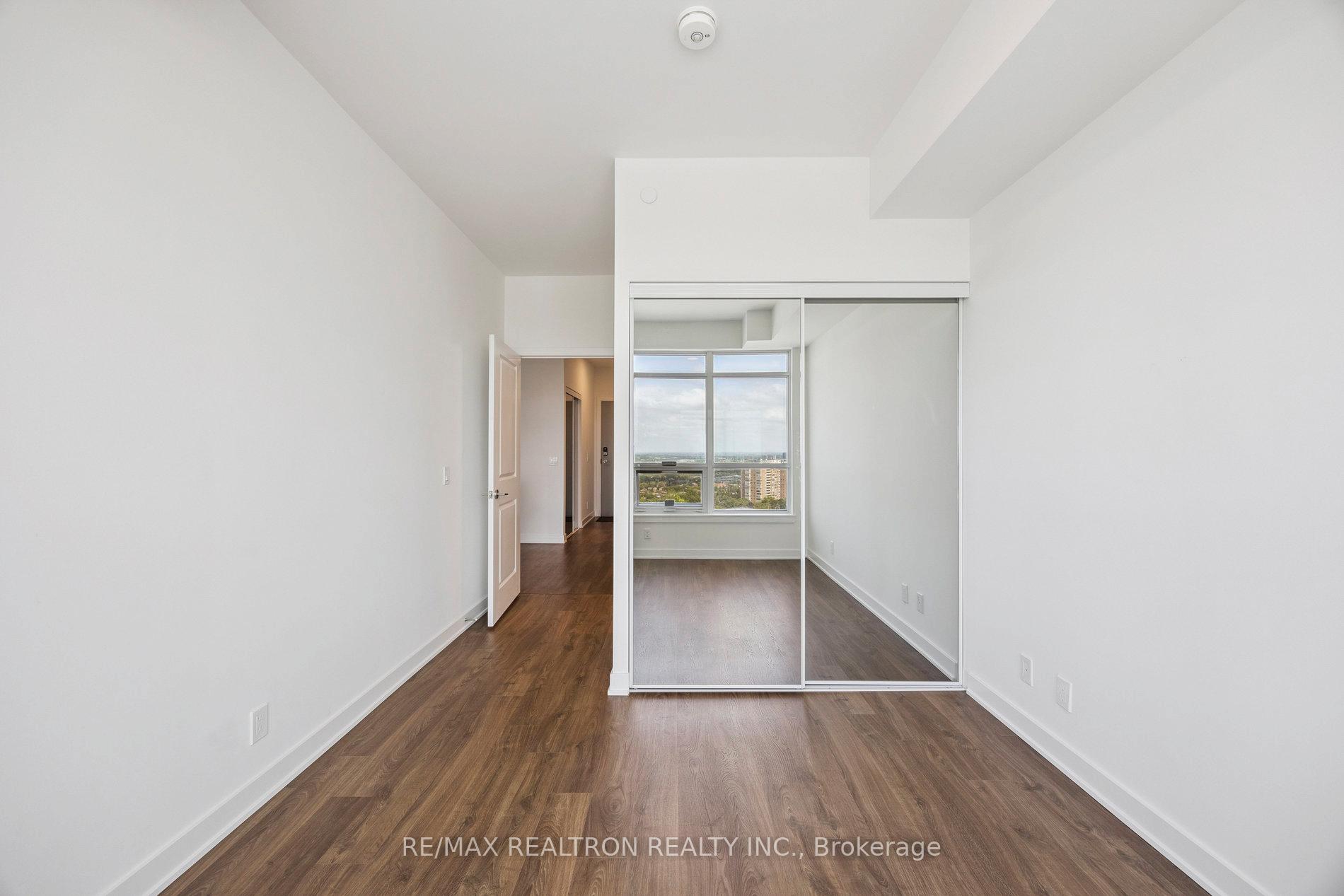 Photo 48 of Unit 2109, 50 Upper Mall Way, Vaughan, Brownridge — HOMEH