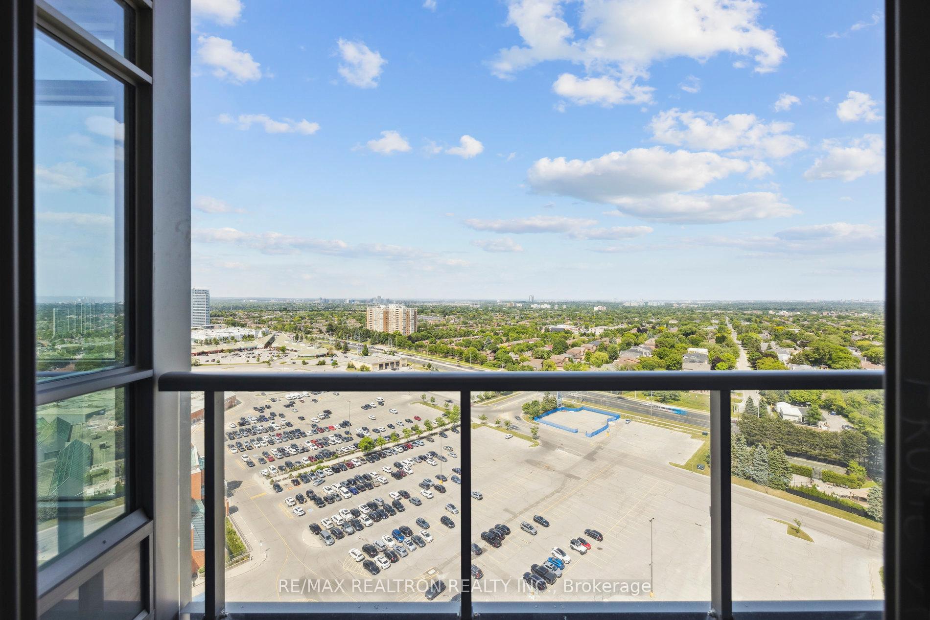 Photo 42 of Unit 2109, 50 Upper Mall Way, Vaughan, Brownridge — HOMEH