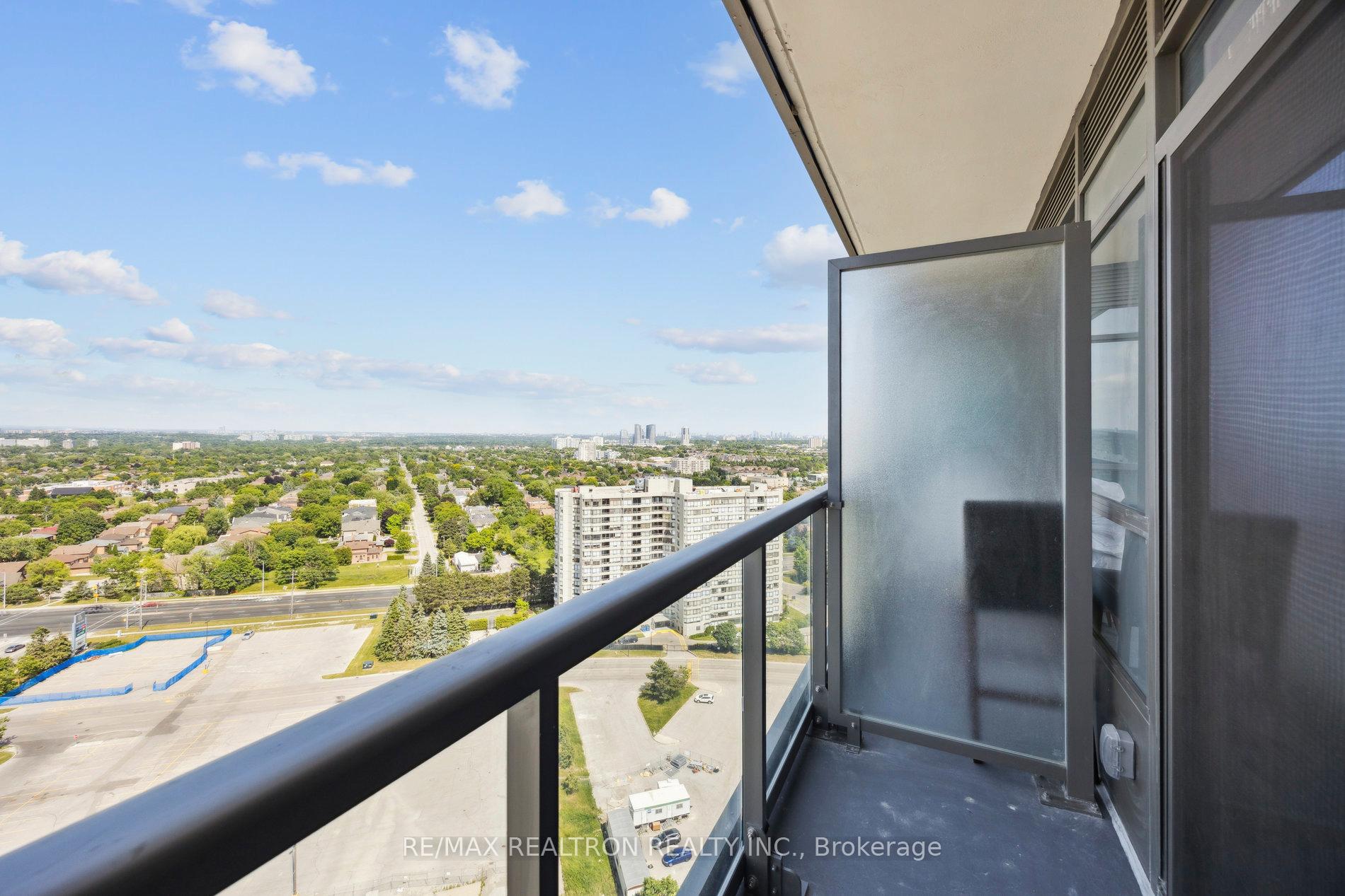 Photo 43 of Unit 2109, 50 Upper Mall Way, Vaughan, Brownridge — HOMEH