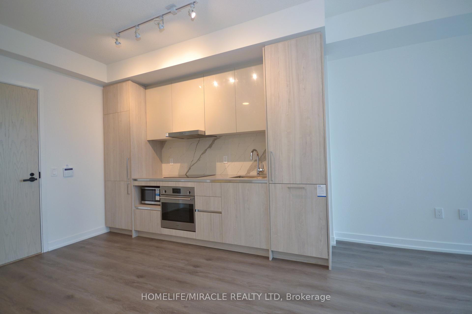 Photo 11 of Unit 4111, 225 Commerce Street, Vaughan, Vaughan Corporate Centre — HOMEH