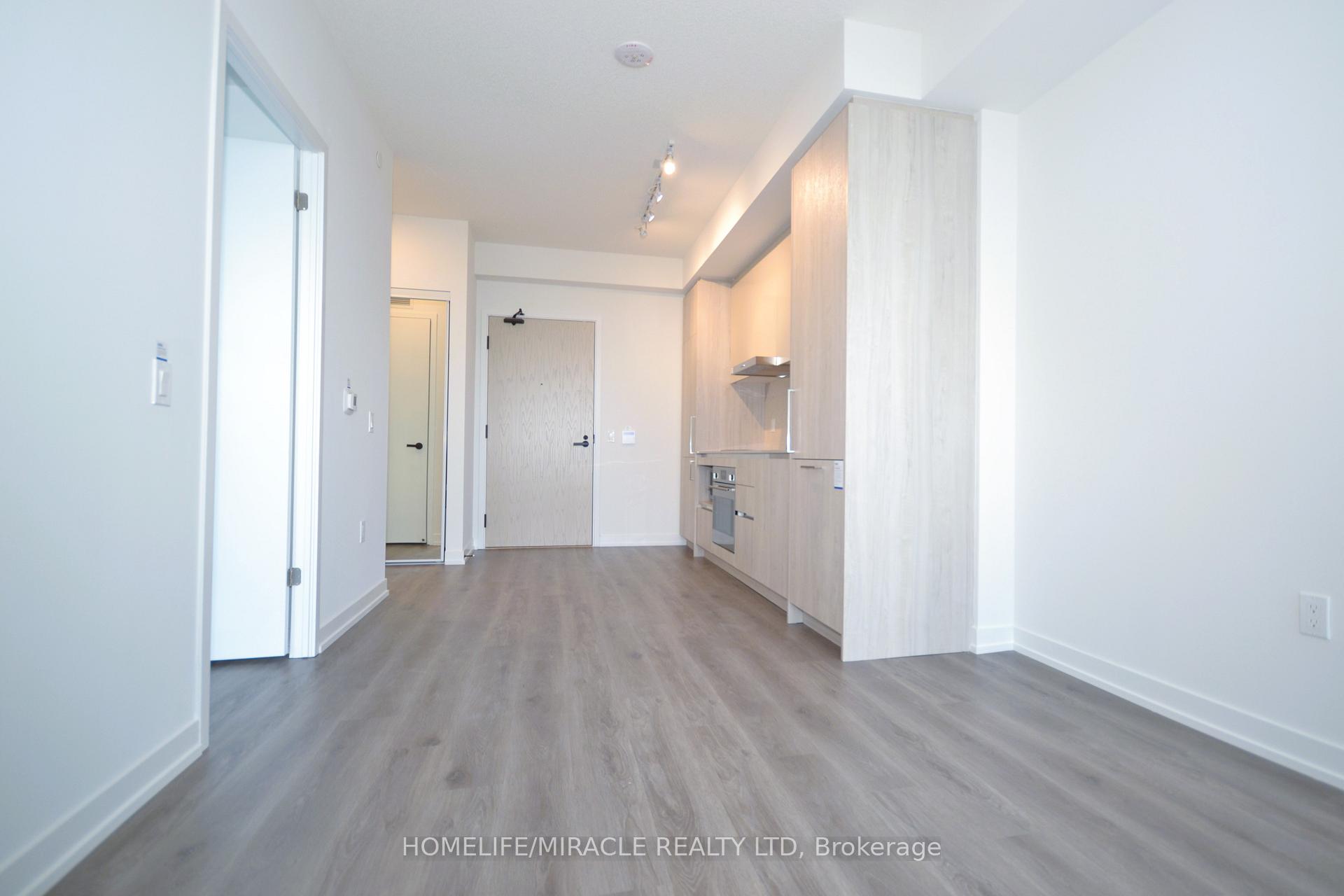 Photo 16 of Unit 4111, 225 Commerce Street, Vaughan, Vaughan Corporate Centre — HOMEH