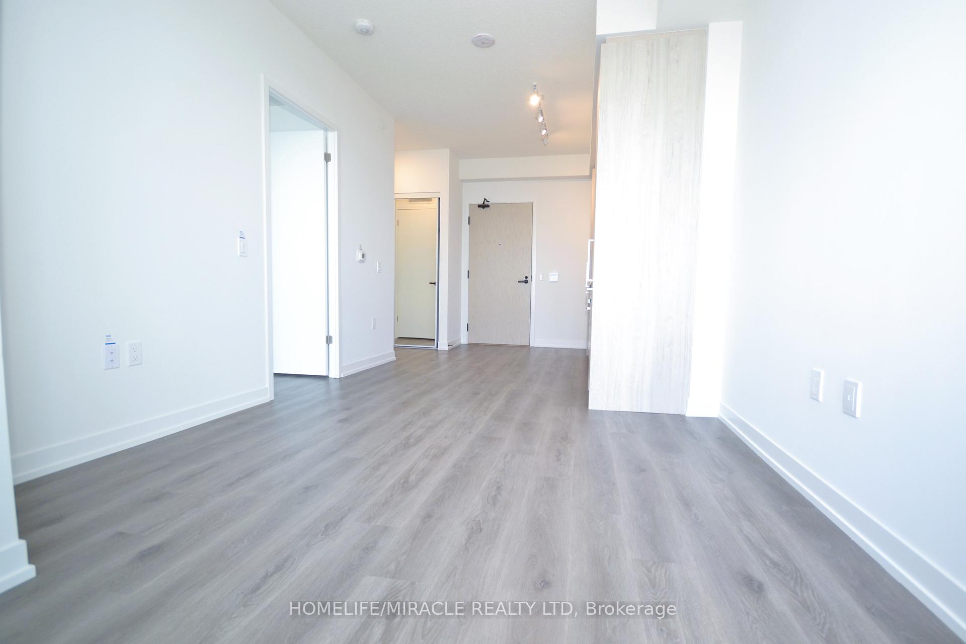 Photo 14 of Unit 4111, 225 Commerce Street, Vaughan, Vaughan Corporate Centre — HOMEH