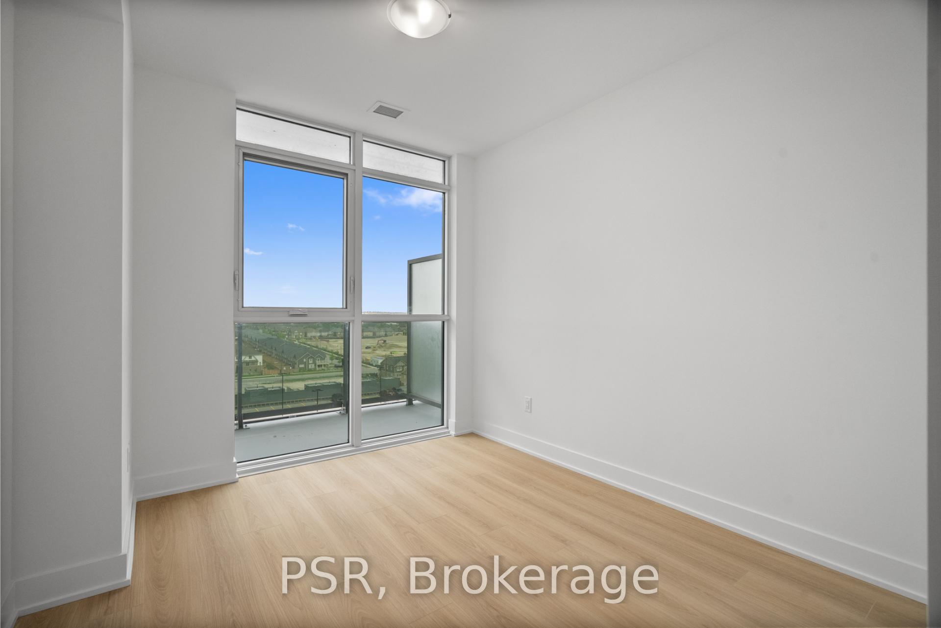 Photo 7 of Unit 918, 2545 Simcoe Street N, Oshawa, Windfields — HOMEH