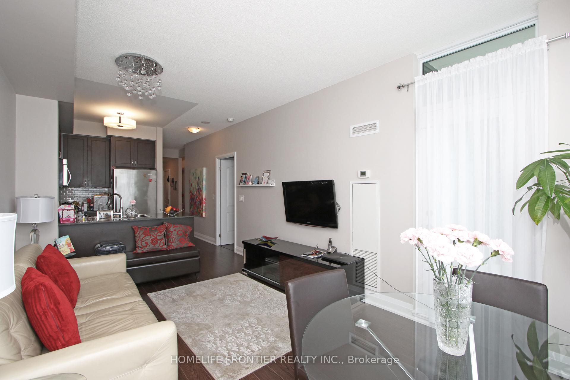 Photo 5 of Unit 619, 30 North Park Road, Vaughan, Beverley Glen — HOMEH