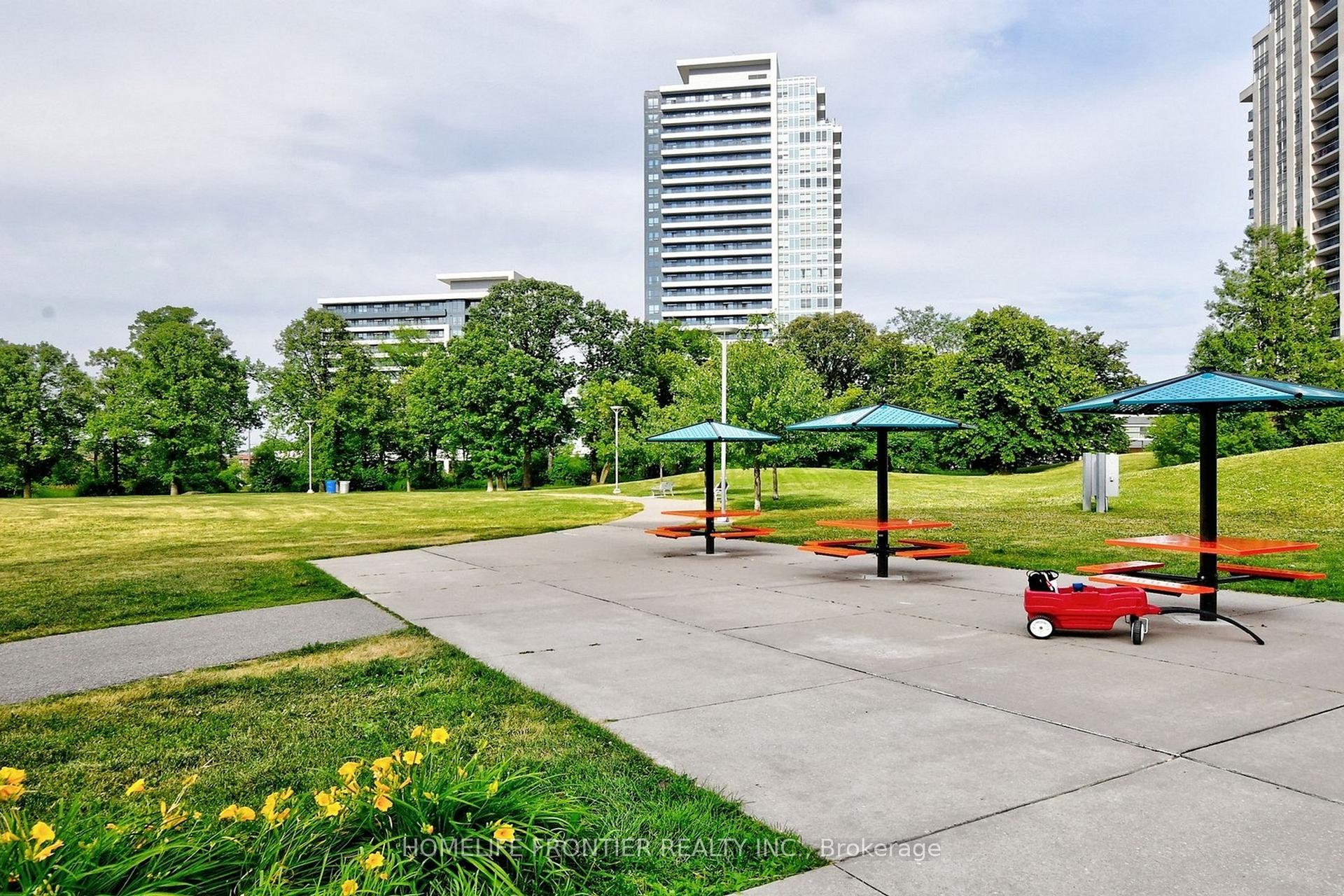 Photo 16 of Unit 619, 30 North Park Road, Vaughan, Beverley Glen — HOMEH