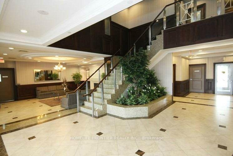 Photo 6 of Unit 619, 30 North Park Road, Vaughan, Beverley Glen — HOMEH