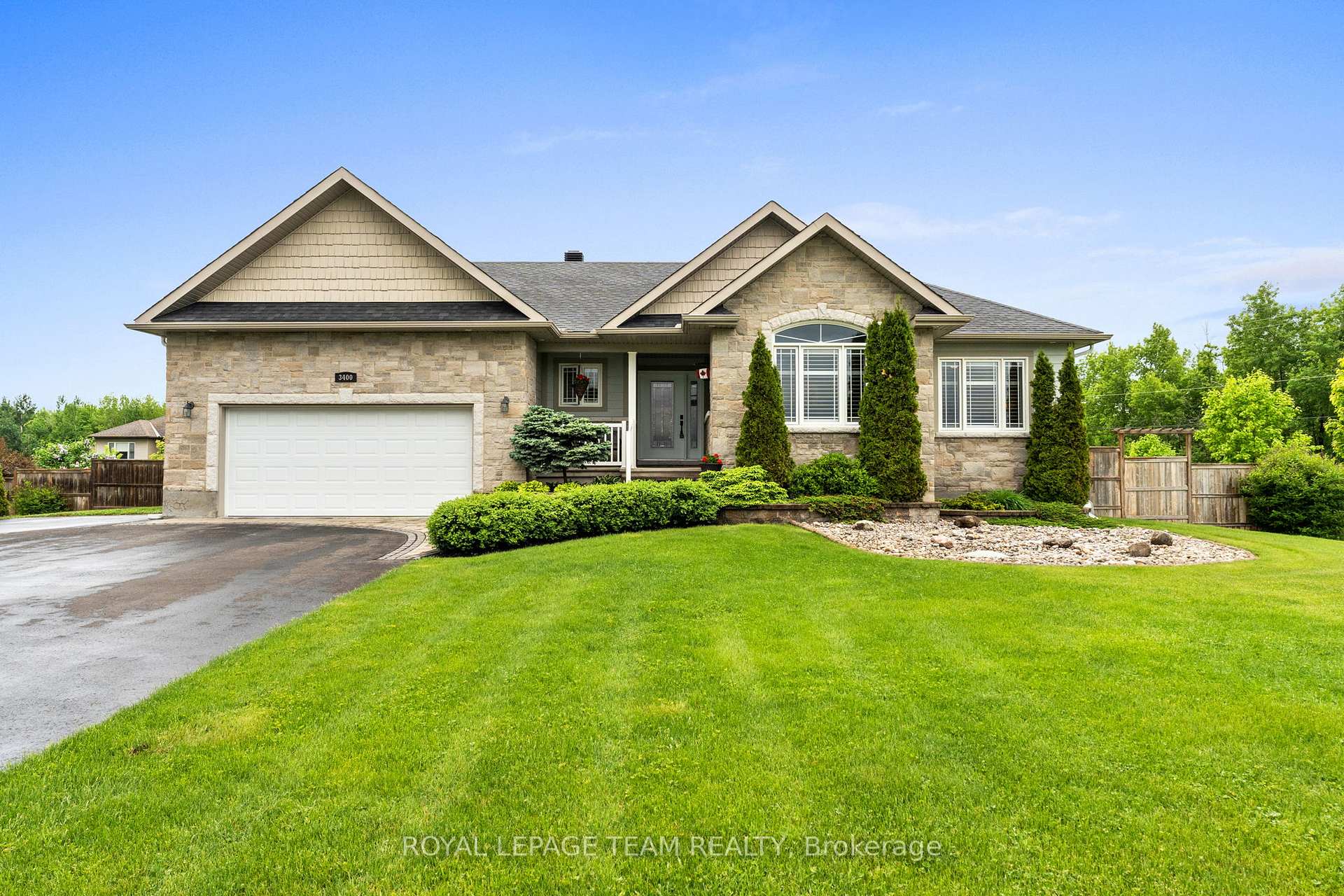 Photo 2 of 3400 Summerbreeze Drive, Ottawa, Osgoode — HOMEH