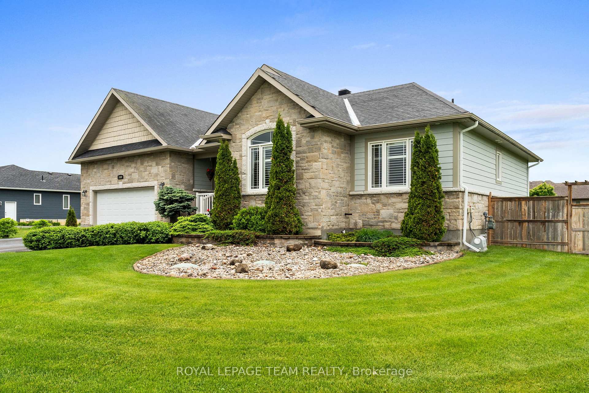 Photo 3 of 3400 Summerbreeze Drive, Ottawa, Osgoode — HOMEH