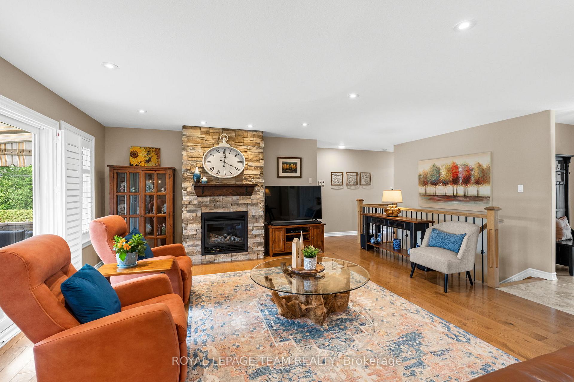Photo 7 of 3400 Summerbreeze Drive, Ottawa, Osgoode — HOMEH