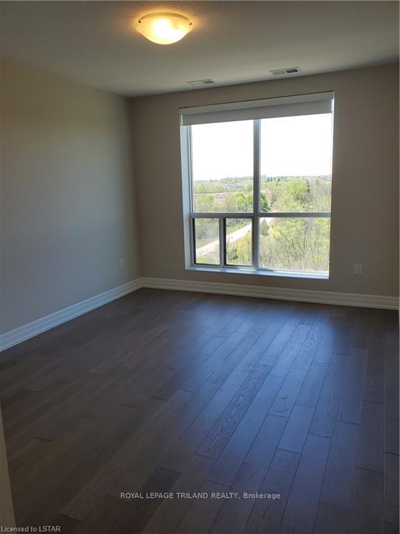 Photo 20 of Unit 802, 460 Callaway Road E, London, North R — HOMEH