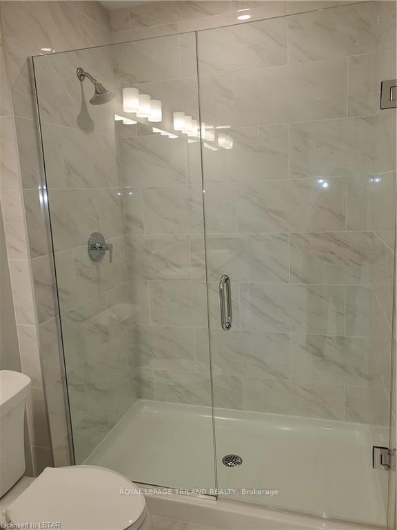 Photo 10 of Unit 802, 460 Callaway Road E, London, North R — HOMEH