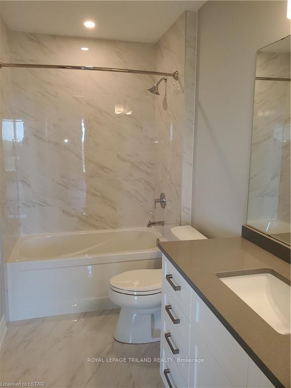 Photo 11 of Unit 802, 460 Callaway Road E, London, North R — HOMEH