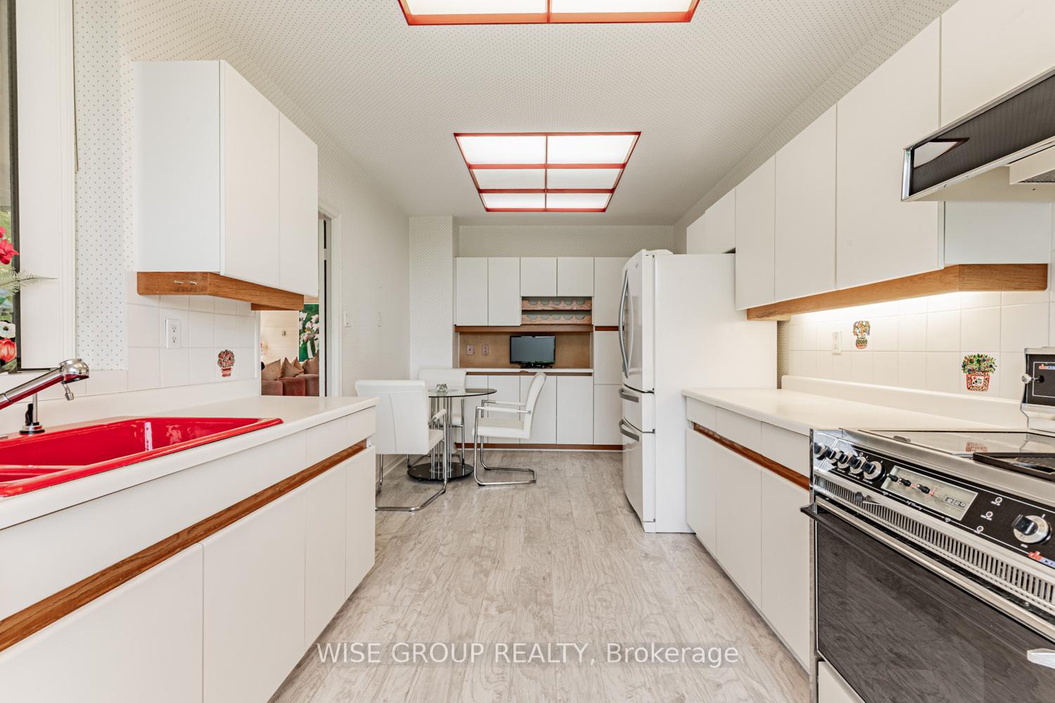 Photo 29 of Unit PH06, 3900 Yonge Street, Toronto, Bedford Park-Nortown — HOMEH