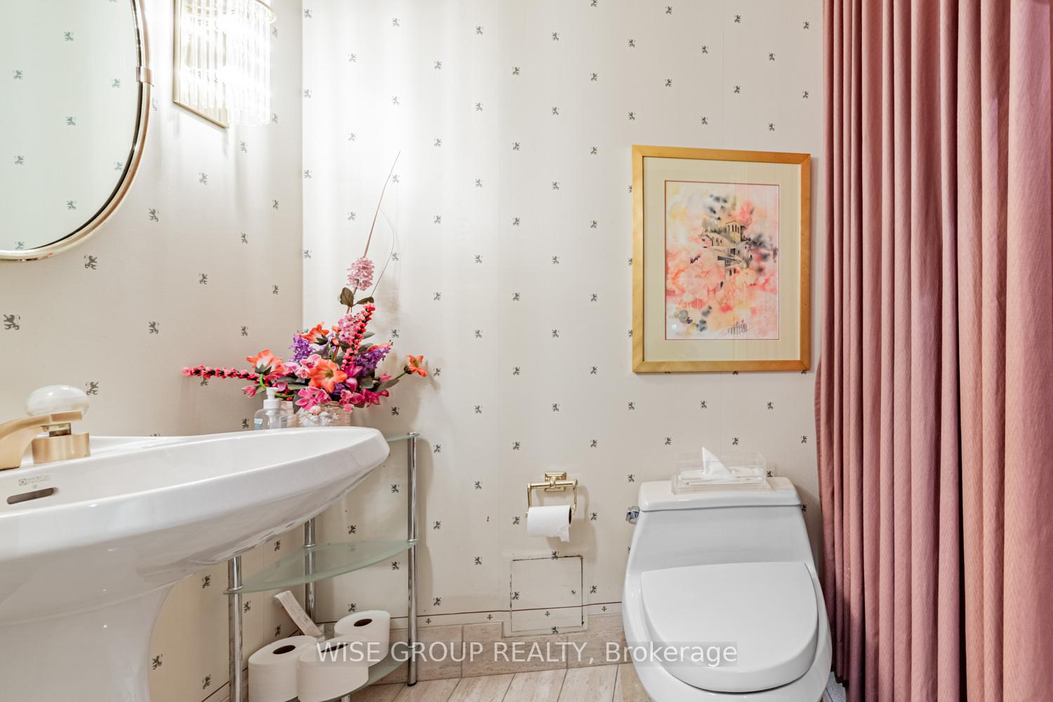 Photo 10 of Unit PH06, 3900 Yonge Street, Toronto, Bedford Park-Nortown — HOMEH