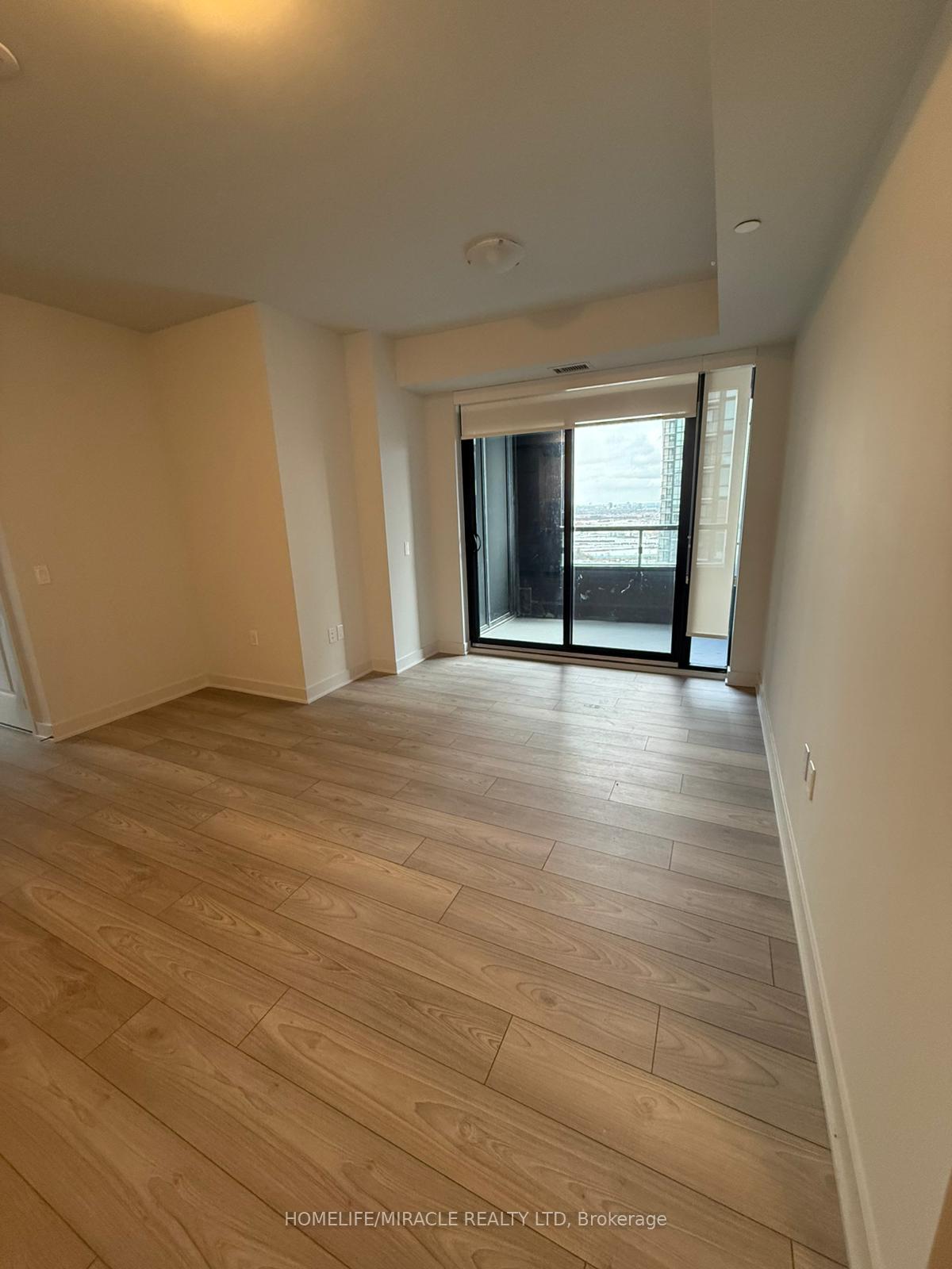 Photo 2 of Unit 2904, 2920 Highway 7 Road, Vaughan, Concord — HOMEH