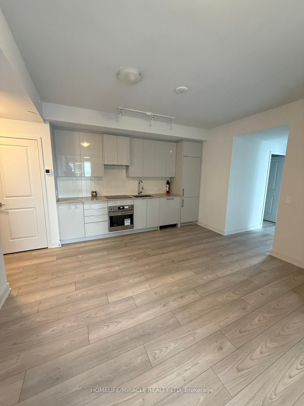 Photo 6 of Unit 2904, 2920 Highway 7 Road, Vaughan, Concord — HOMEH