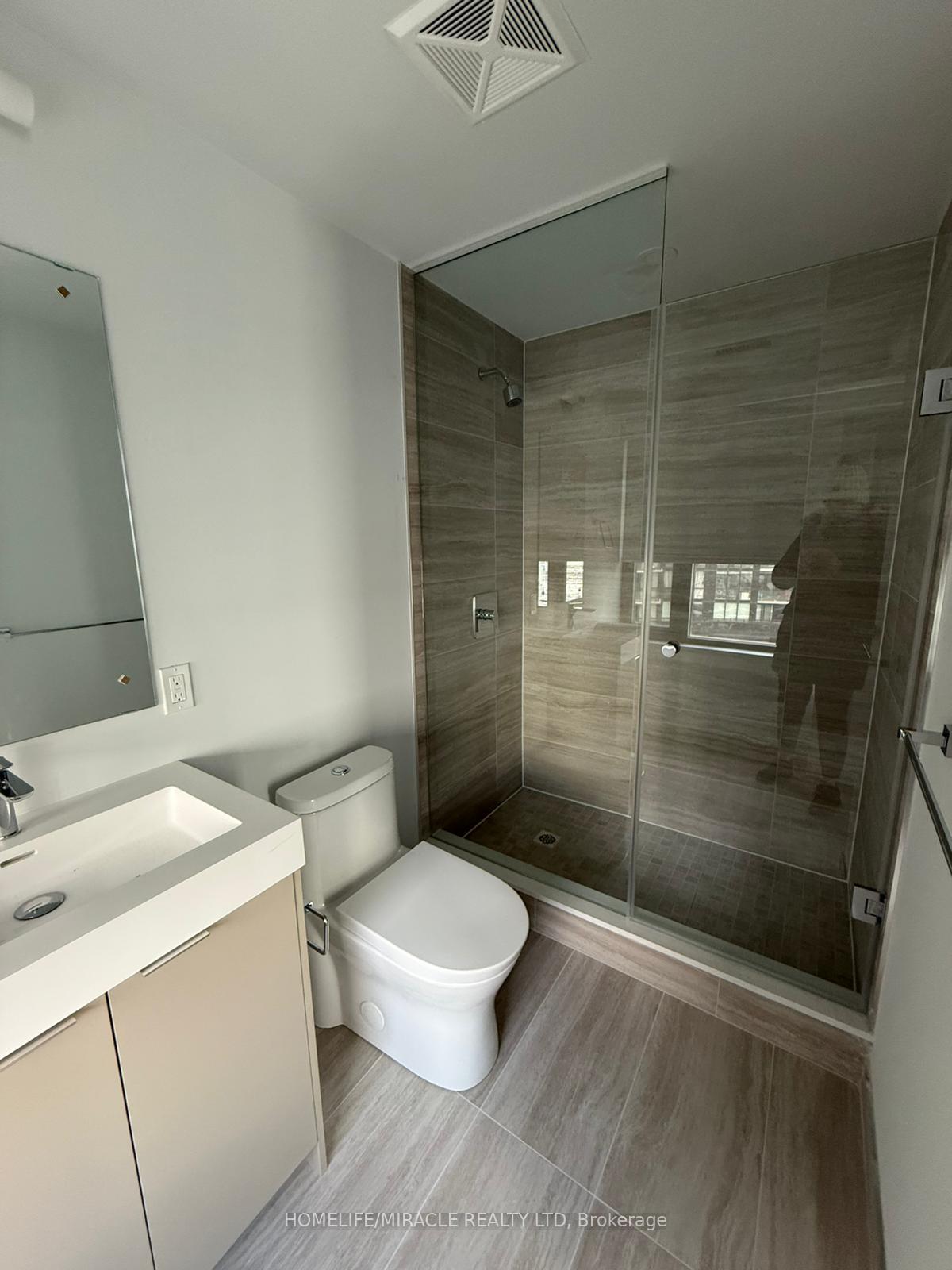Photo 9 of Unit 2904, 2920 Highway 7 Road, Vaughan, Concord — HOMEH