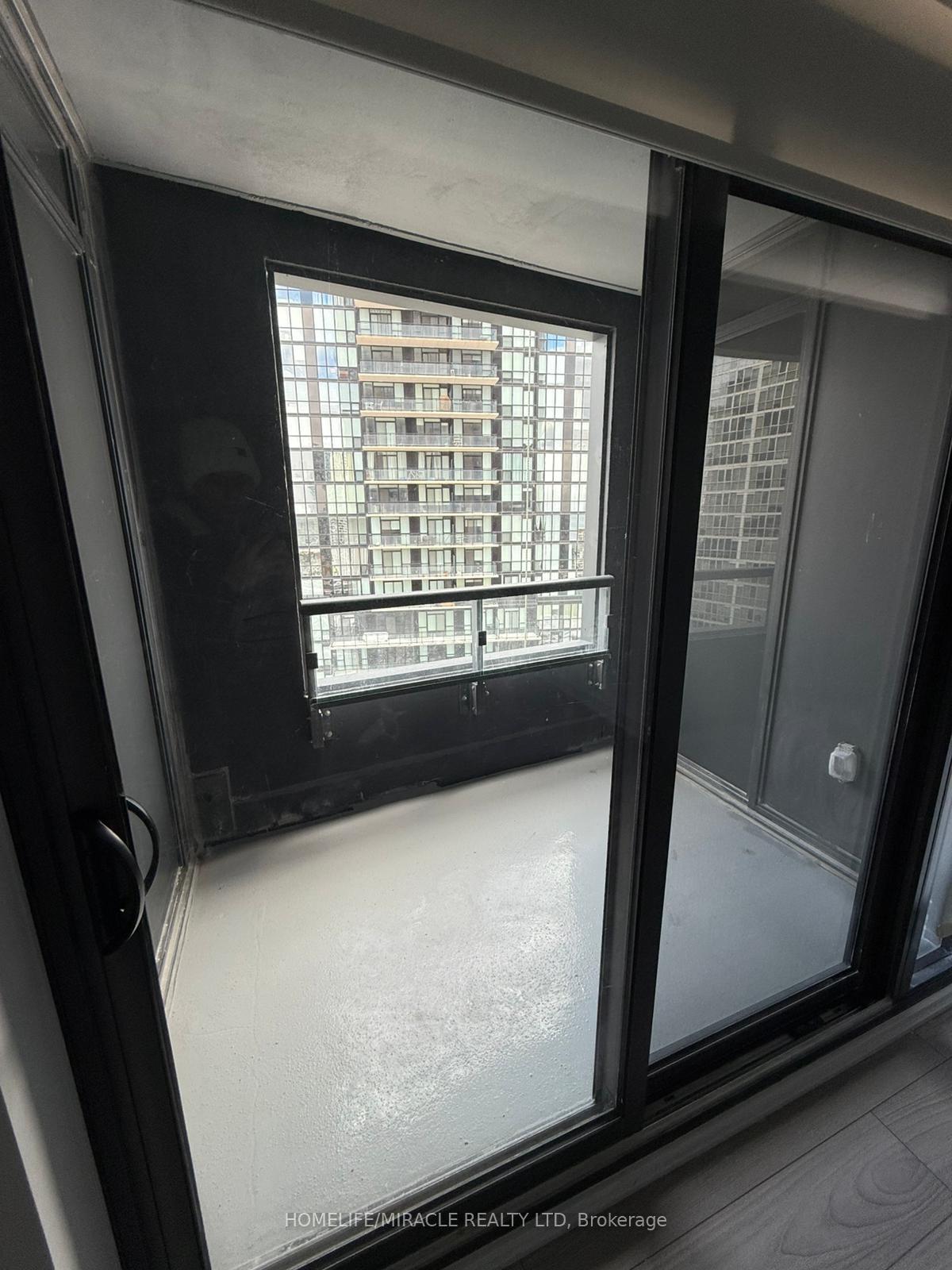 Photo 12 of Unit 2904, 2920 Highway 7 Road, Vaughan, Concord — HOMEH