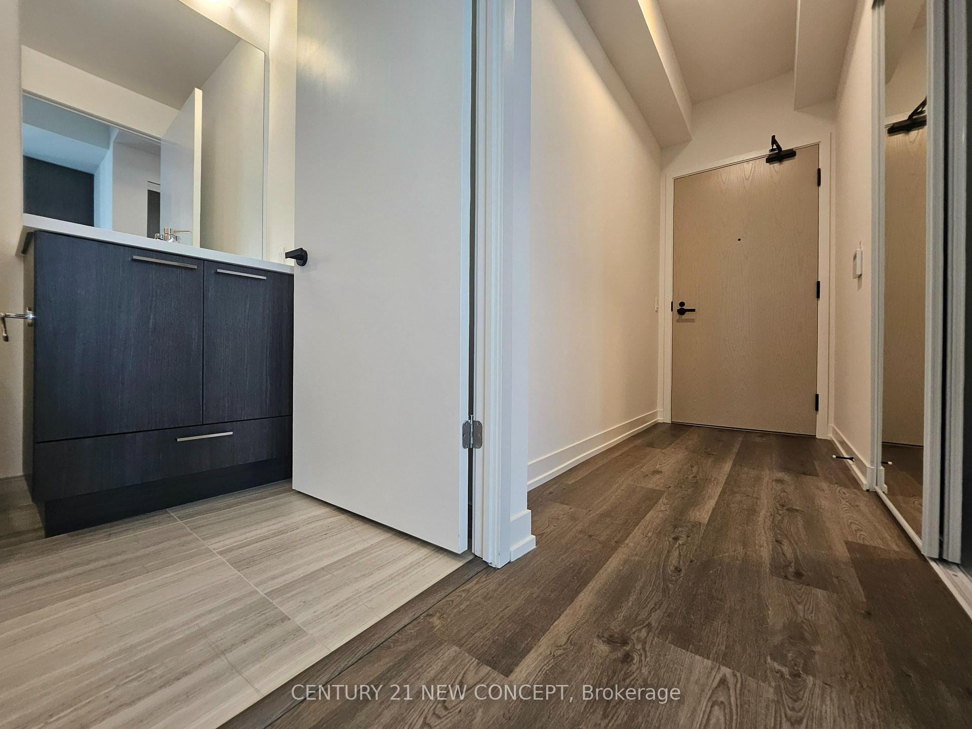 Photo 16 of Unit 4915, 195 Commerce Street, Vaughan, Vaughan Corporate Centre — HOMEH