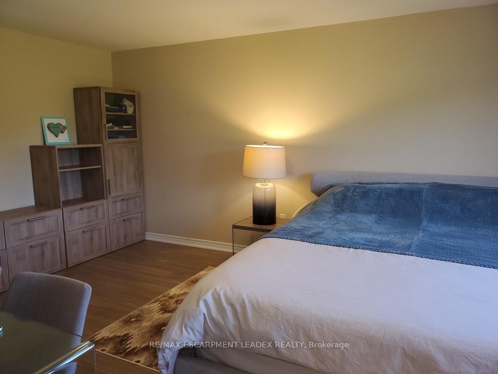 Photo 13 of Unit 11, 90 Raymond Road, Hamilton, Ancaster — HOMEH
