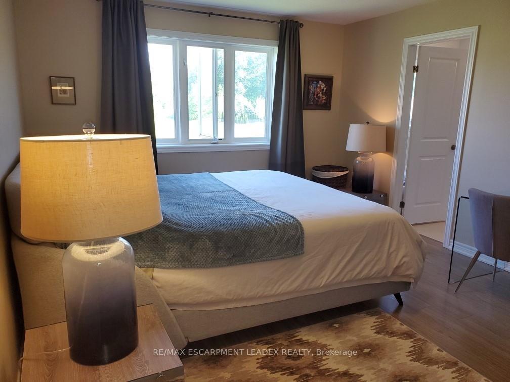 Photo 9 of Unit 11, 90 Raymond Road, Hamilton, Ancaster — HOMEH