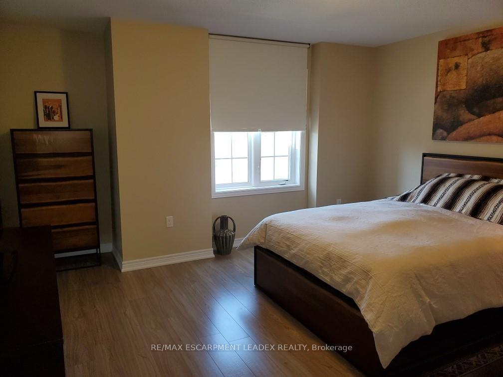 Photo 14 of Unit 11, 90 Raymond Road, Hamilton, Ancaster — HOMEH