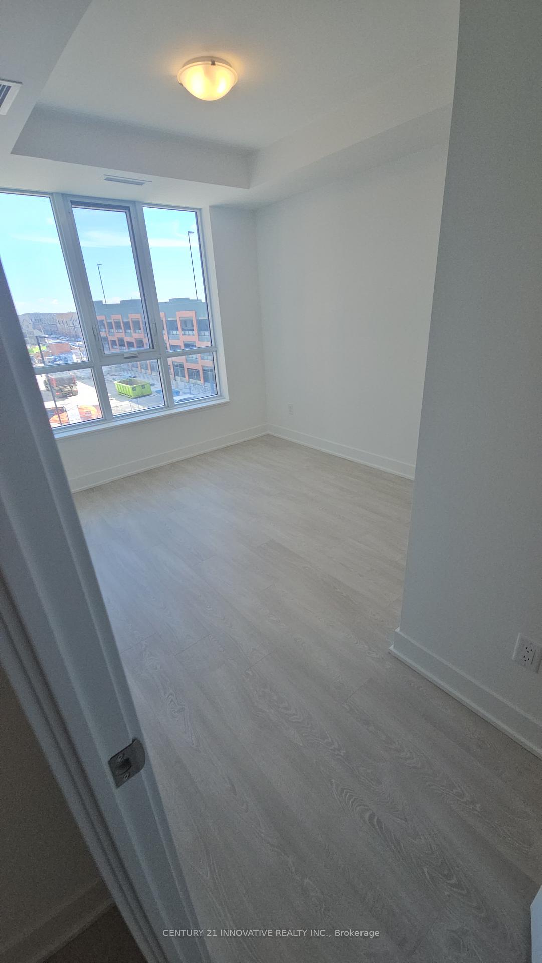 Photo 6 of Unit 331, 2545 Simcoe Street, Oshawa, Windfields — HOMEH