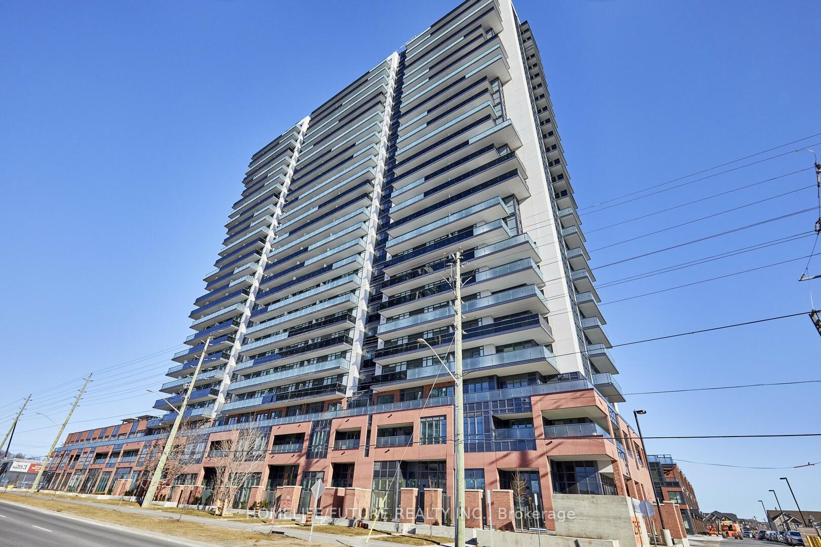 Front of Unit 1418, 2545 Simcoe Street N