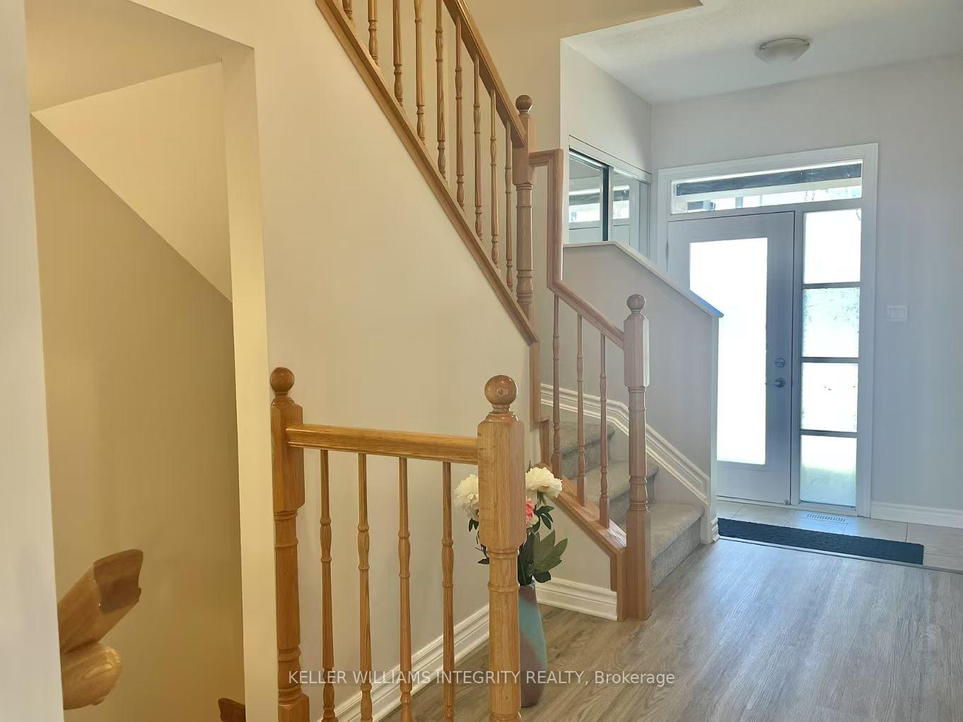 Photo 2 of 2566 Waterlilly Way, Ottawa, Barrhaven - Heritage Park — HOMEH