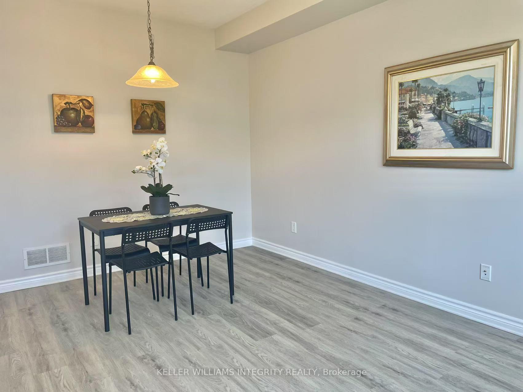 Photo 4 of 2566 Waterlilly Way, Ottawa, Barrhaven - Heritage Park — HOMEH