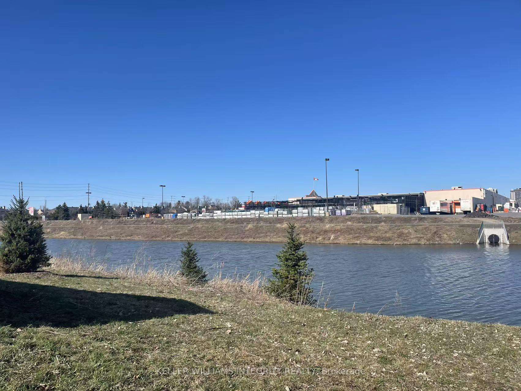 Photo 24 of 2566 Waterlilly Way, Ottawa, Barrhaven - Heritage Park — HOMEH