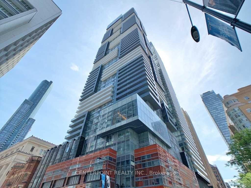 Front of Unit 1510, 7 Grenville Street