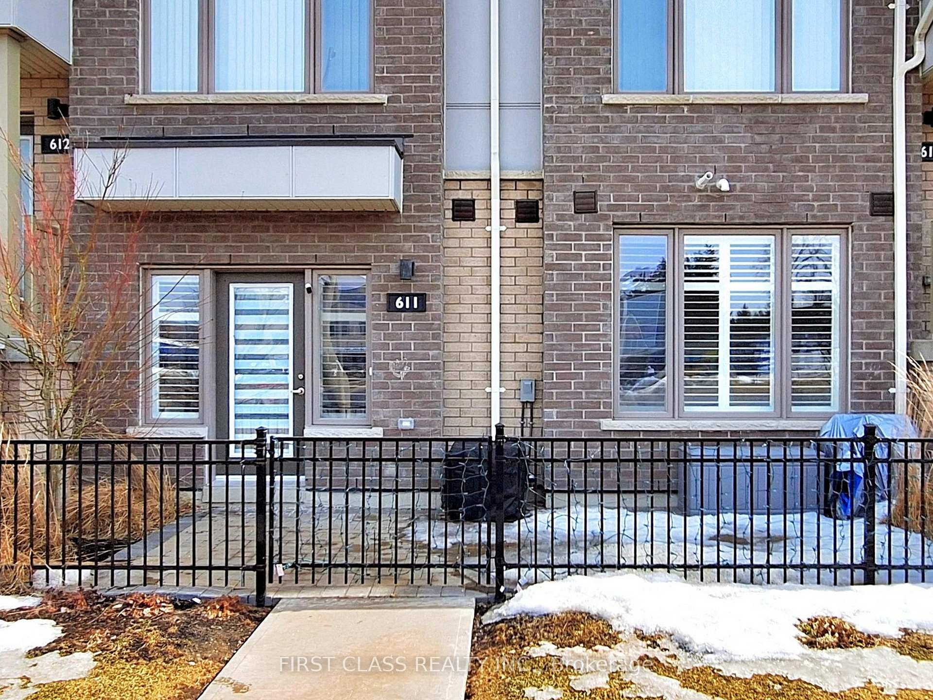 Photo 7 of Unit 611, 1525 Kingston Road, Pickering, Town Centre — HOMEH