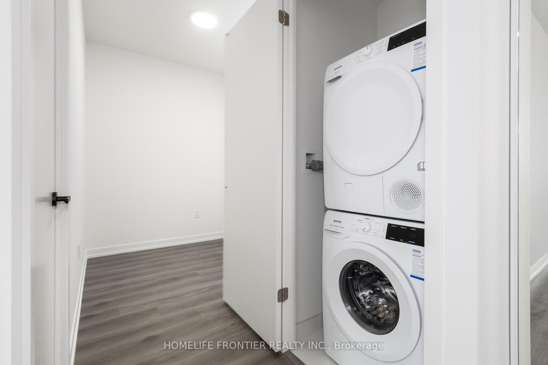 Photo 33 of Unit 4315, 225 Commerce Street, Vaughan, Vaughan Corporate Centre — HOMEH