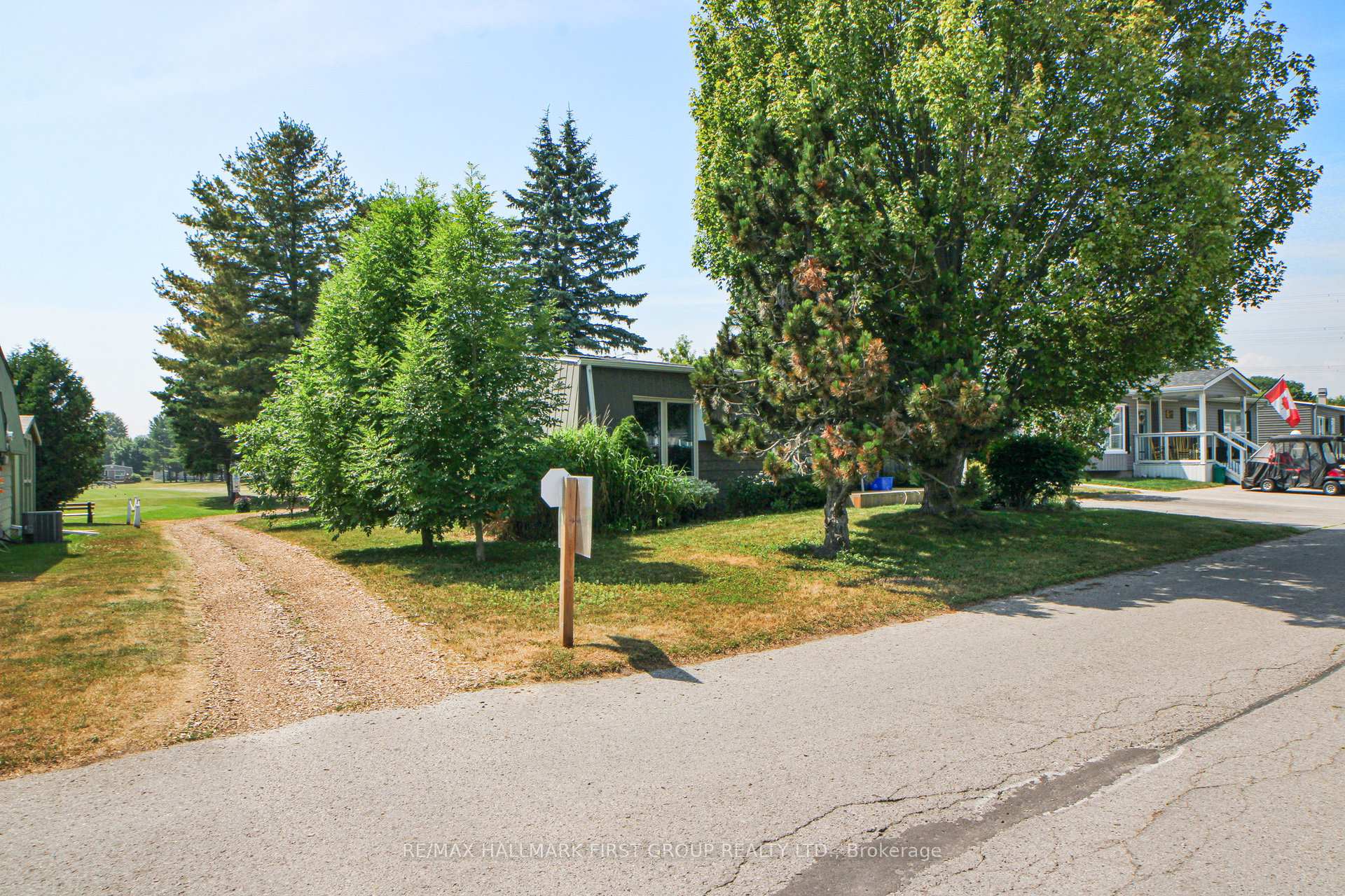 Photo 2 of 4 Kawartha Road, Clarington, Newcastle — HOMEH
