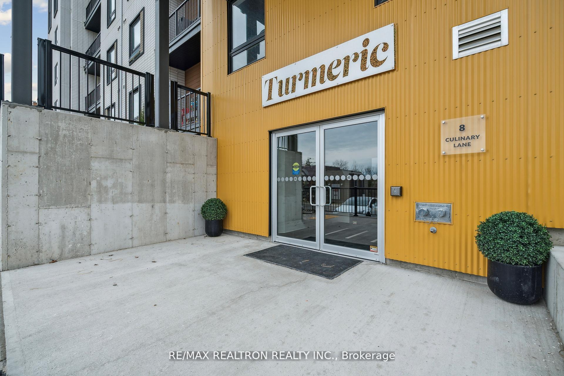 Photo 11 of Unit 307, 8 Culinary Lane, Barrie, Rural Barrie Southeast — HOMEH