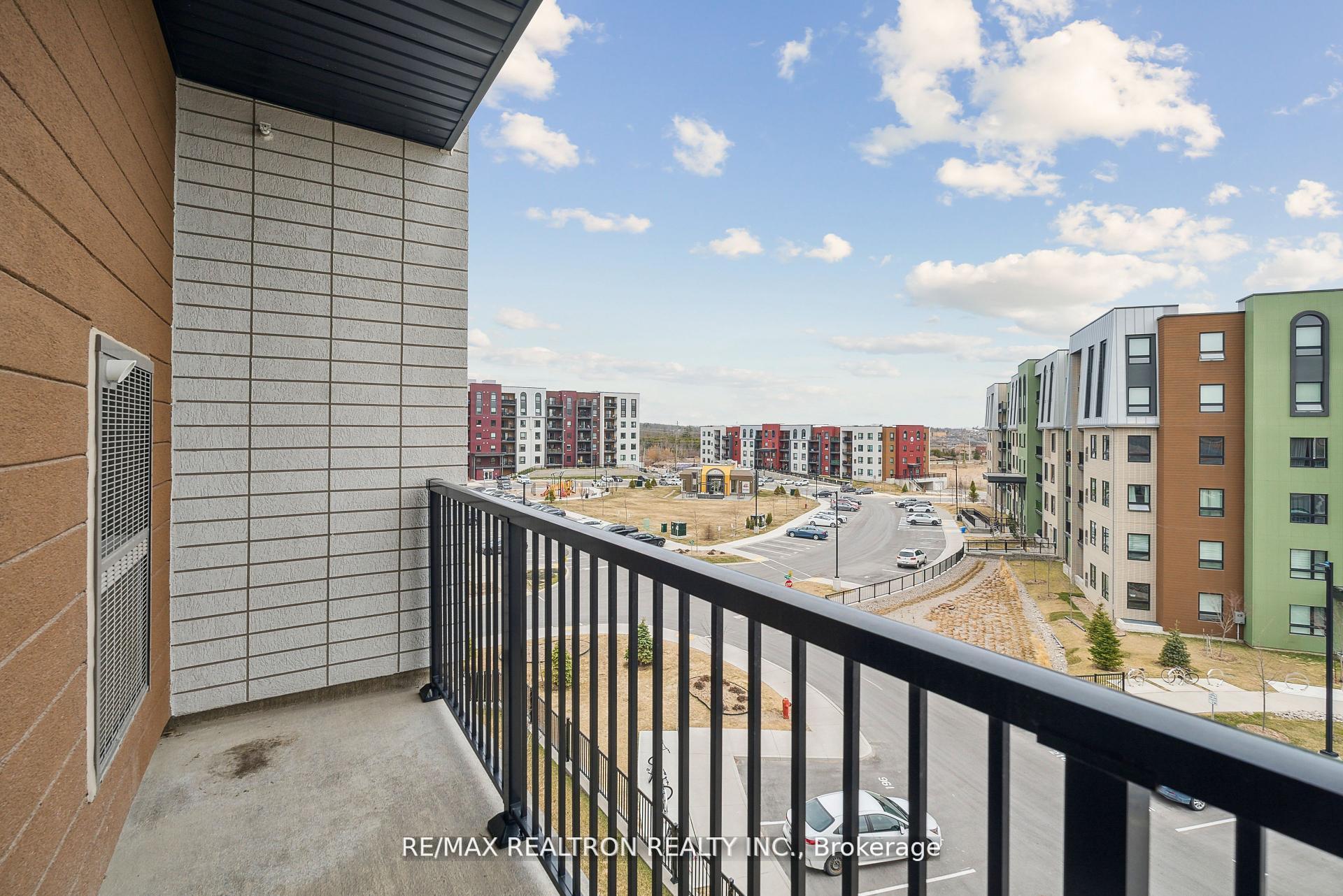 Photo 27 of Unit 307, 8 Culinary Lane, Barrie, Rural Barrie Southeast — HOMEH