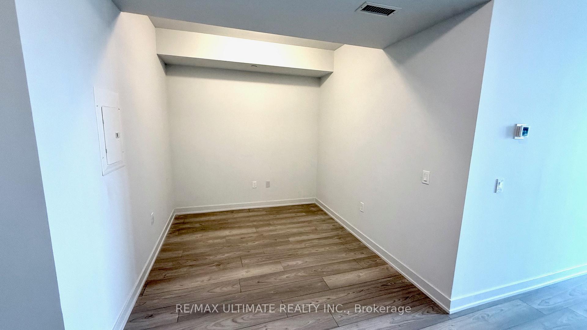 Photo 13 of Unit 704, 2920 Highway 7 Road, Vaughan, Concord — HOMEH
