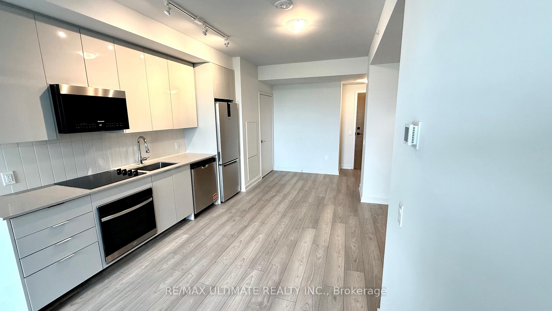 Photo 9 of Unit 704, 2920 Highway 7 Road, Vaughan, Concord — HOMEH
