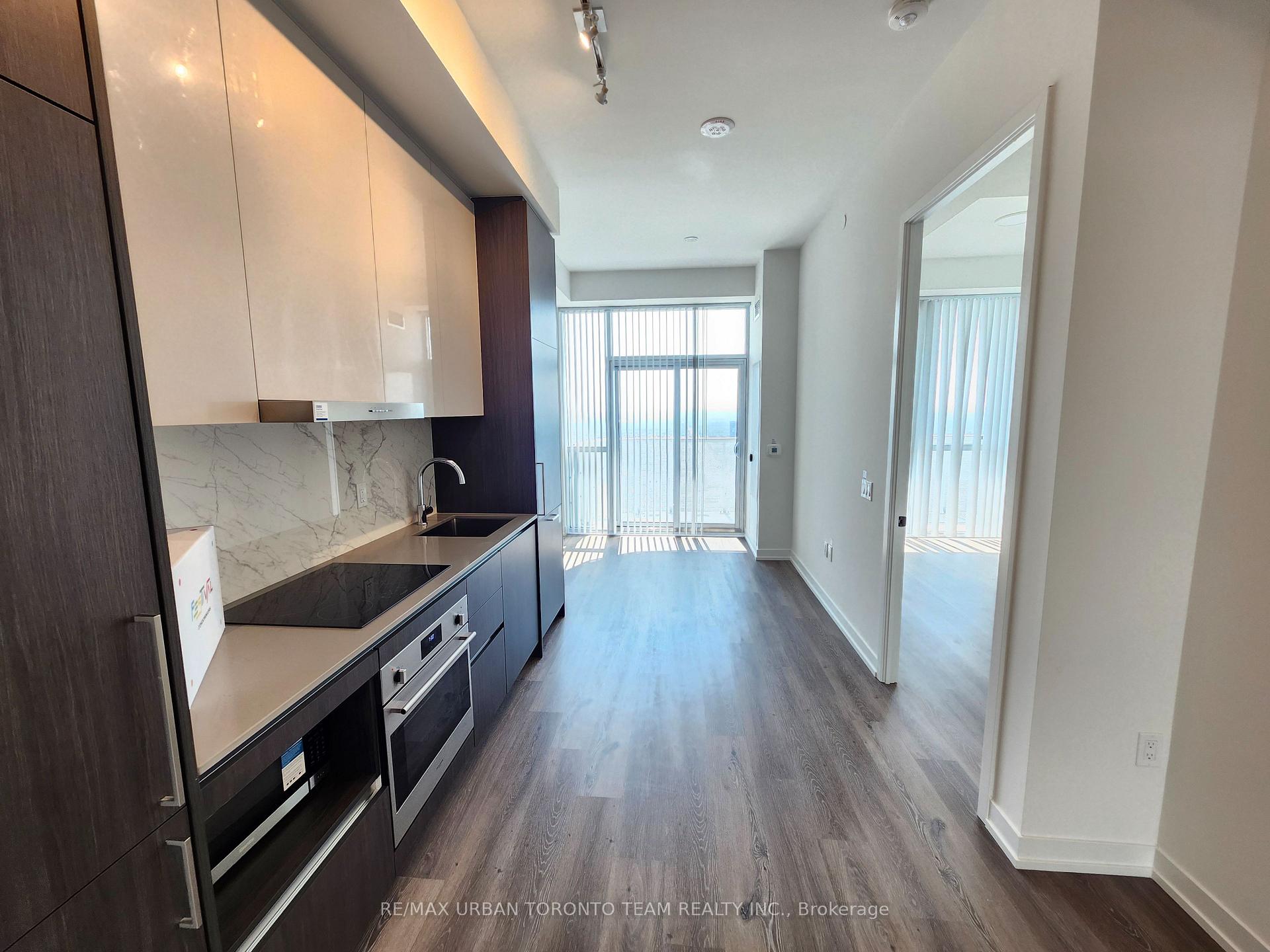 Photo 2 of Unit 4707, 225 Commerce St Street, Vaughan, Vaughan Corporate Centre — HOMEH