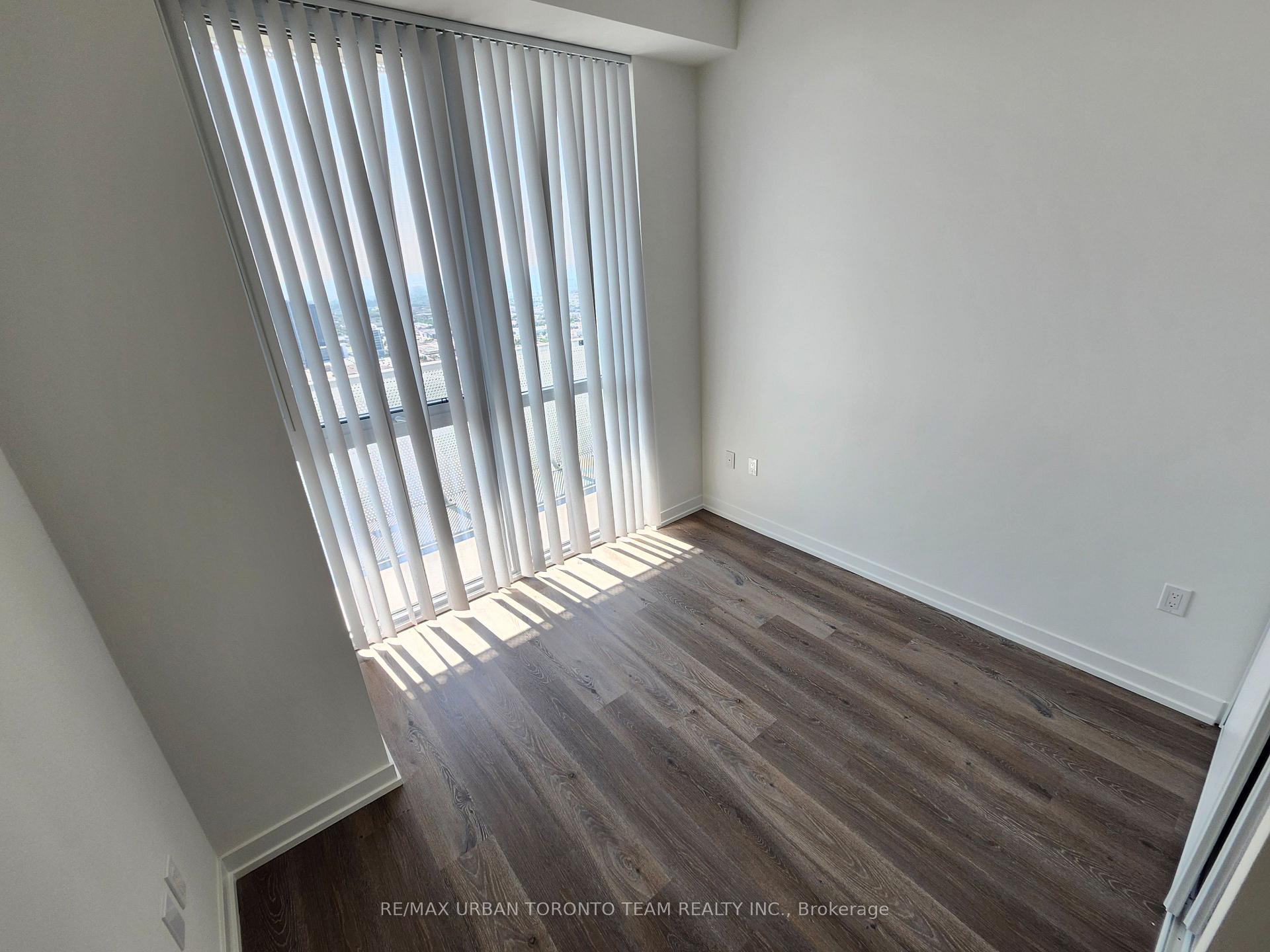 Photo 5 of Unit 4707, 225 Commerce St Street, Vaughan, Vaughan Corporate Centre — HOMEH