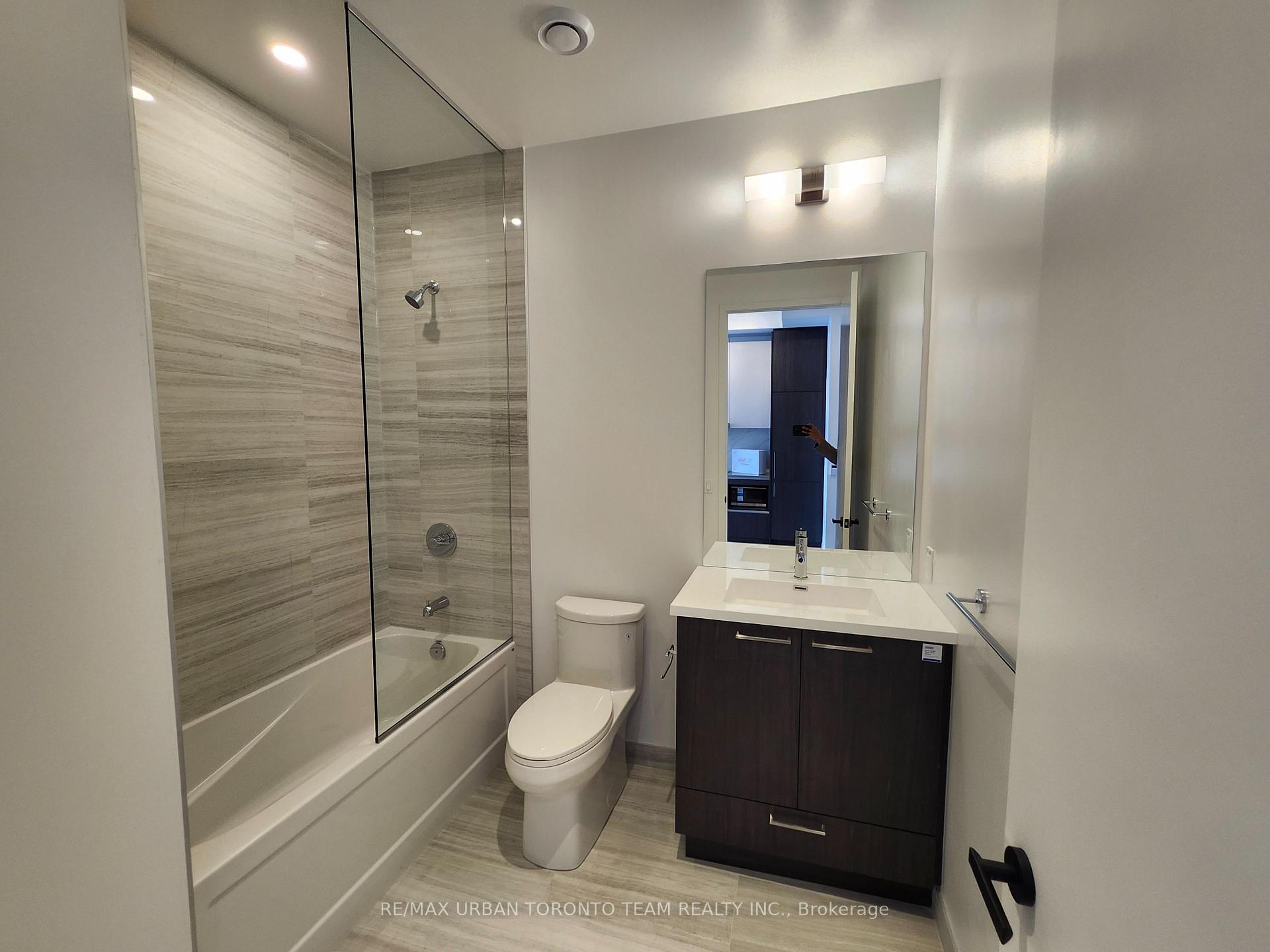 Photo 7 of Unit 4707, 225 Commerce St Street, Vaughan, Vaughan Corporate Centre — HOMEH