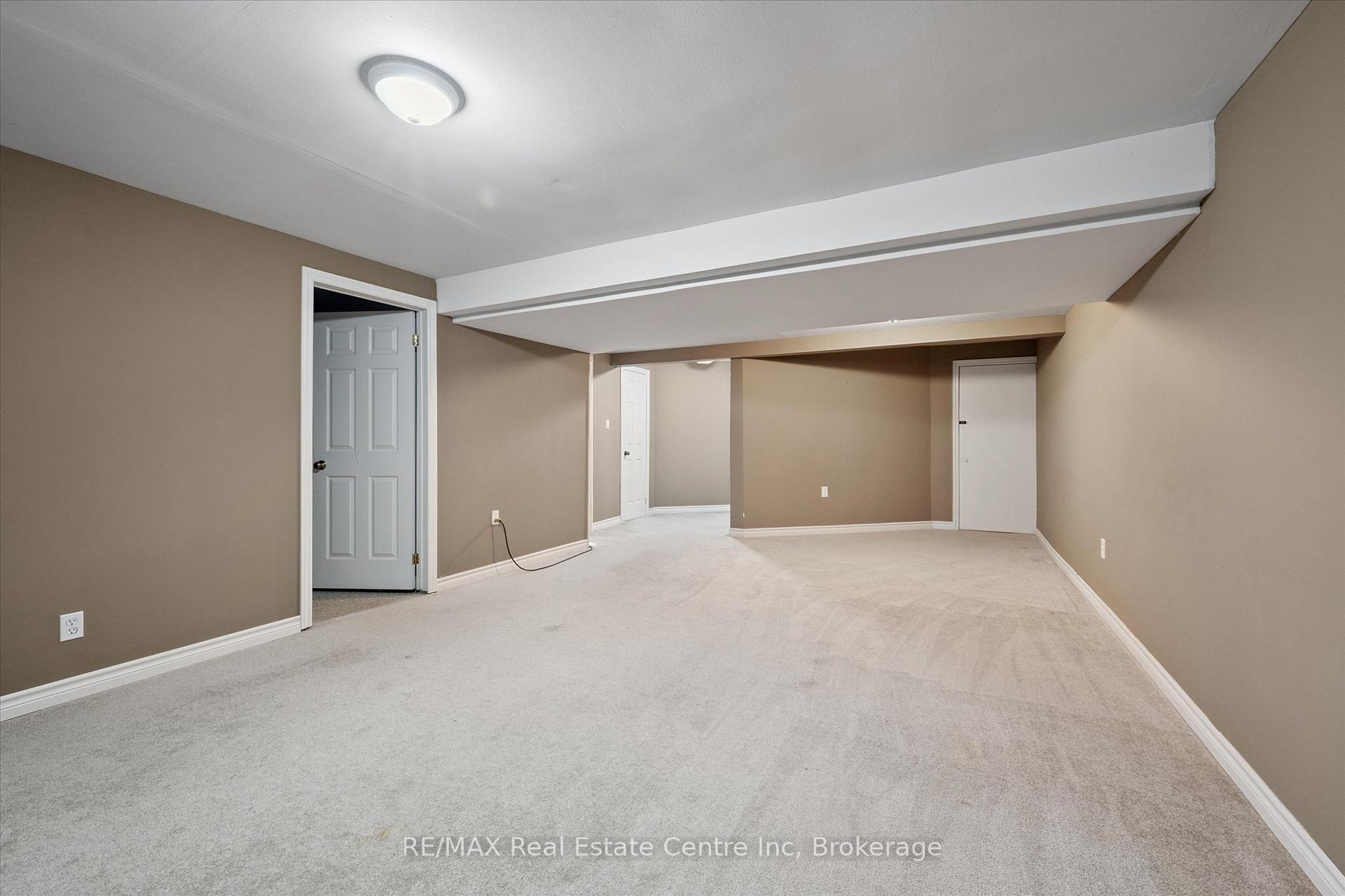 Photo 22 of 51 Marsh Crescent, Guelph, Pineridge/Westminster Woods — HOMEH