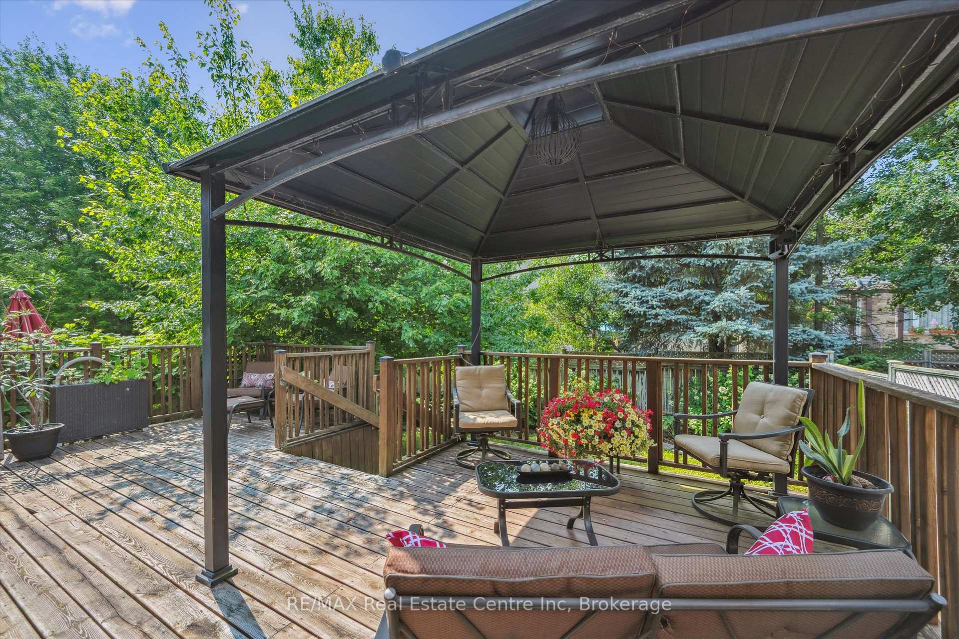 Photo 24 of 51 Marsh Crescent, Guelph, Pineridge/Westminster Woods — HOMEH
