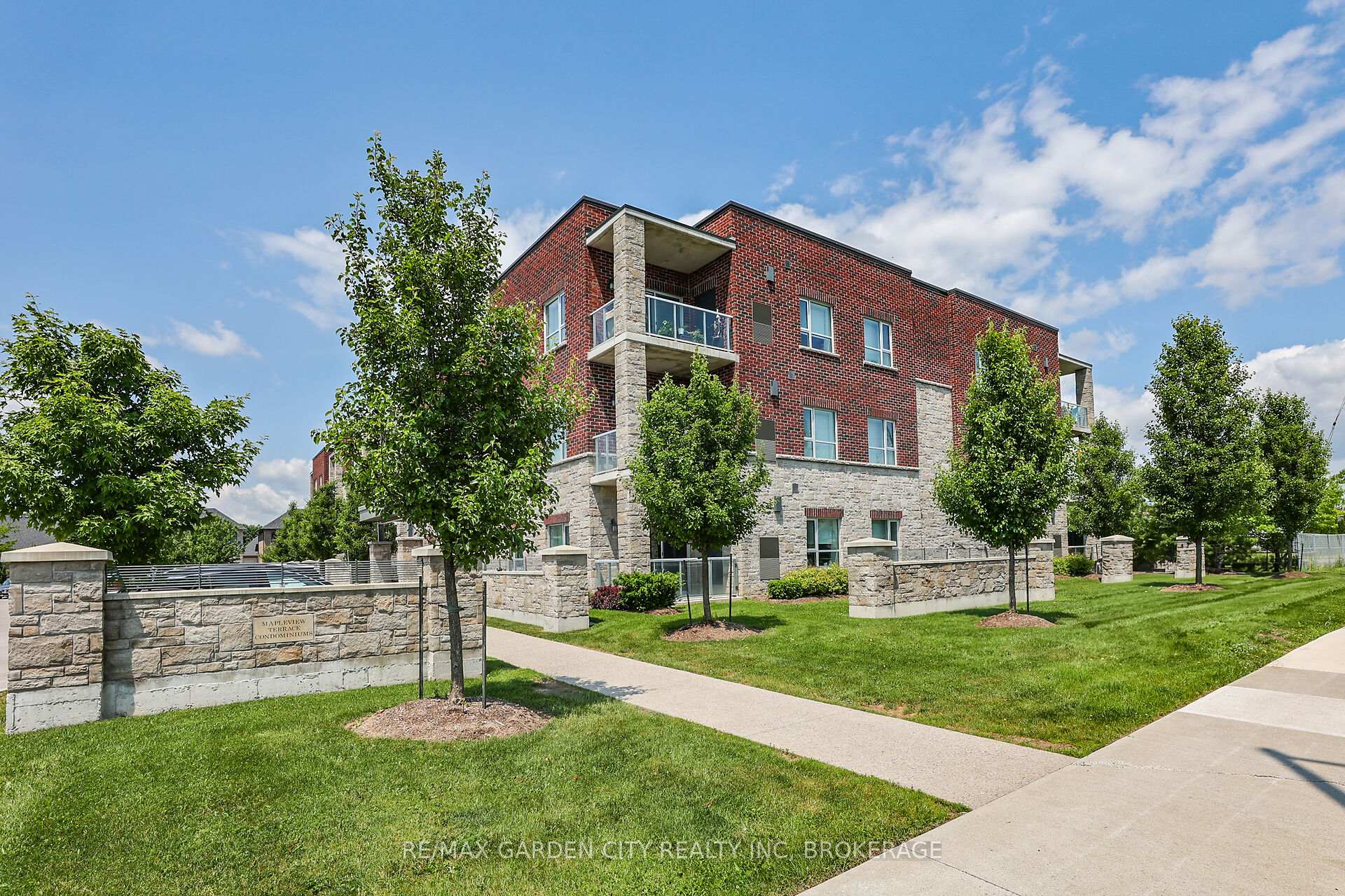 Photo 1 of Unit 308, 529 South Pelham Road, Welland, West Welland — HOMEH