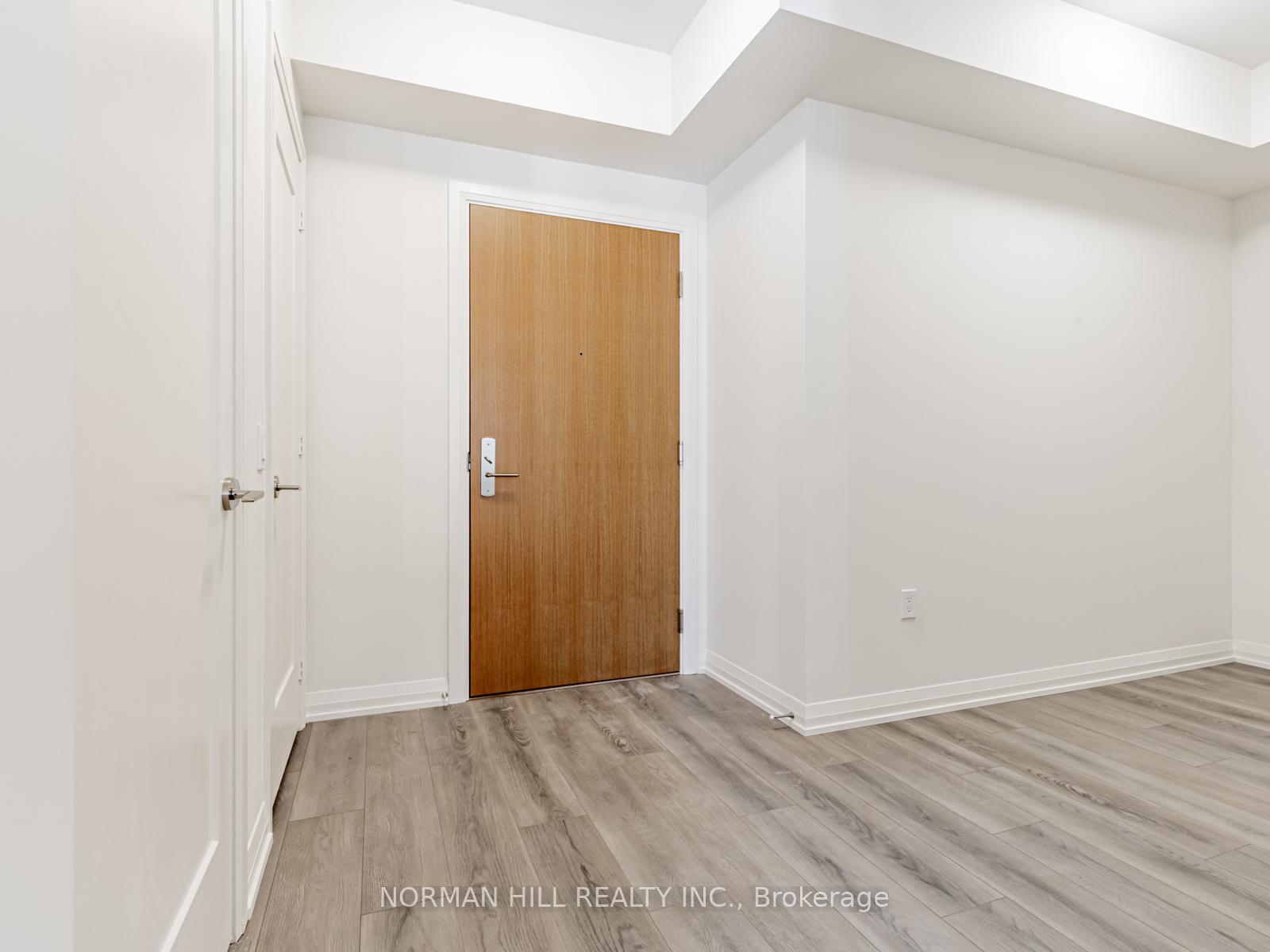 Photo 2 of Unit 1917, 8960 Jane Street, Vaughan, Vellore Village — HOMEH
