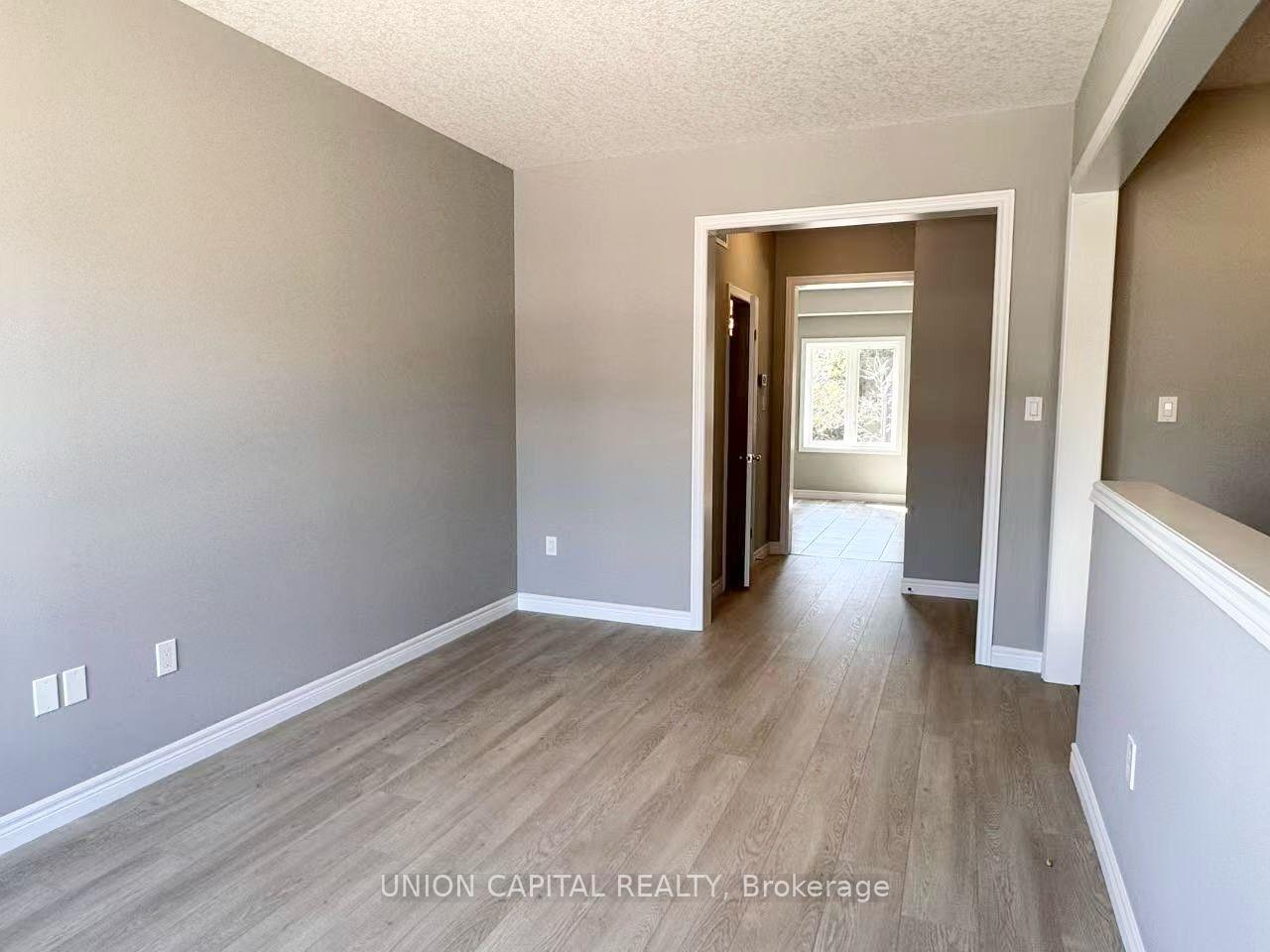 Photo 10 of 61 Arabella Drive, Guelph, Kortright East — HOMEH